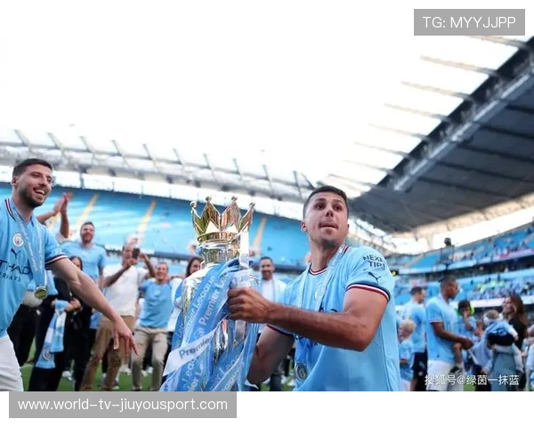 尤文弗拉霍维奇射门准度训练提升秘籍:掌握关键技巧,成就绿茵奇迹 尤文弗拉霍维奇射门准度训练提升秘籍:掌握关键技巧,成就绿茵奇迹