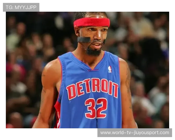 汉密尔顿差点撞墙大喊“哇哦”