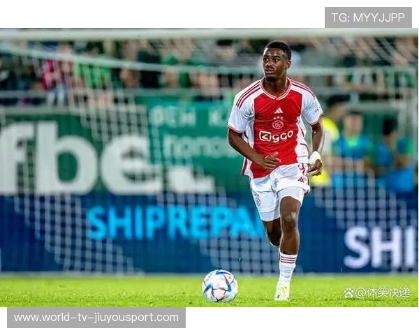 阿贾克斯追逐哈兰德类型的年轻高塔，打造禁区梦之队