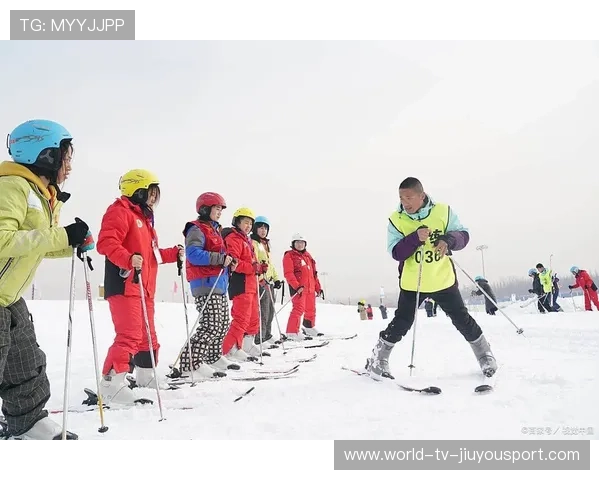 世界滑雪公益教练计划：高水平教练下沉基层提升技术普及，滑雪国际教练证怎么考