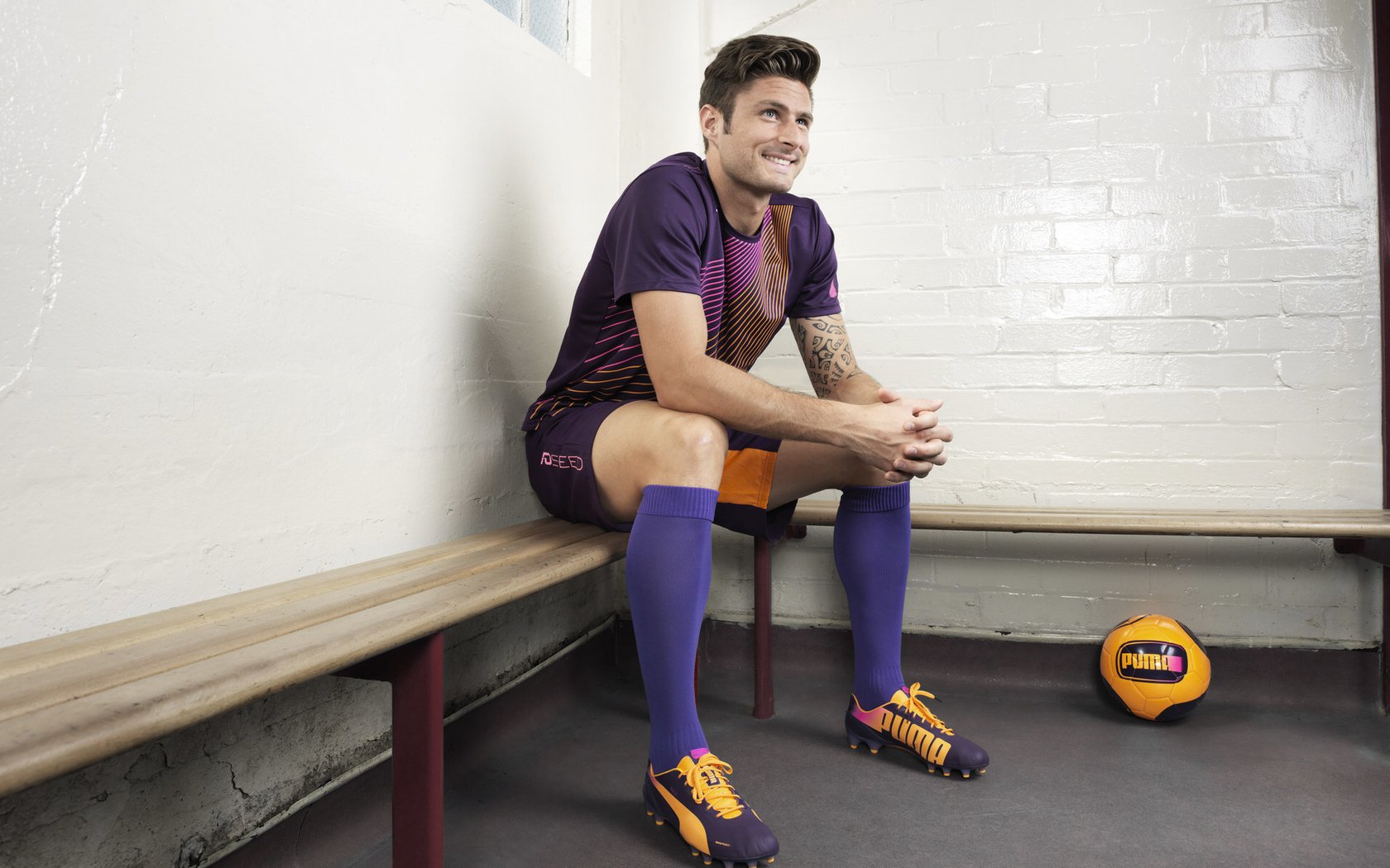 九游体育官网首页-曼联与欧冠劲敌的较量即将展开，球队准备充足，欧冠曼联赢过巴萨吗